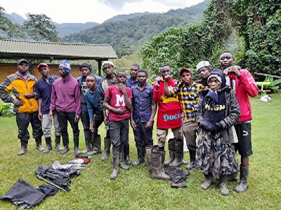 Tipping in Rwenzori 2 Tipping in Rwenzori